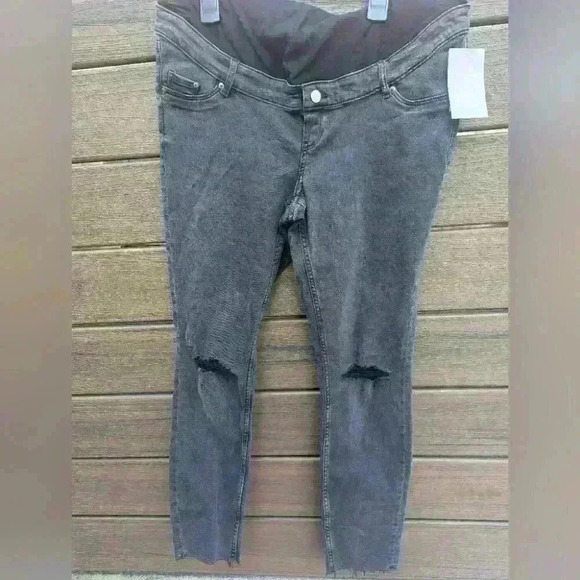 H&M Mama Maternity Super Soft Ankle Skinny Jeans -  size Large NWT - Picture 3 of 6